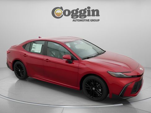 New 2026 Toyota Camry SE FWD image 23