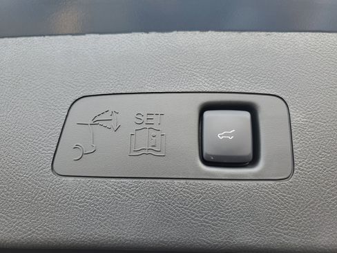 New 2026 Lincoln Corsair Premiere image 30