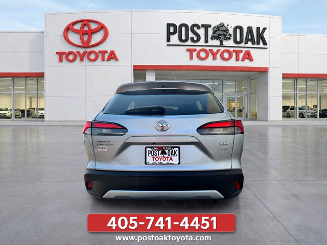 Used 2025 Toyota Corolla Cross XLE w/ Convenience Package AWD/4WD image 5
