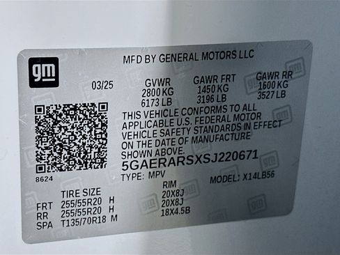 Used 2025 Buick Enclave Preferred image 12