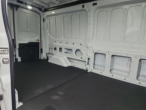 New 2025 Ford Transit 150 148 Medium Roof AWD image 27