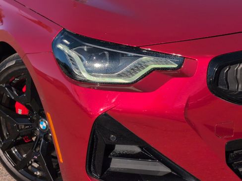 Used 2025 BMW 230i Coupe w/ M Sport Package image 6