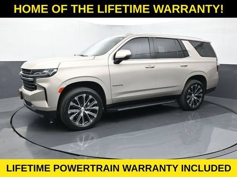 Used 2021 Chevrolet Tahoe LT w/ Luxury Package AWD/4WD image 3