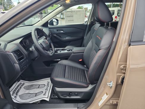 New 2026 Nissan Rogue SV AWD/4WD image 11