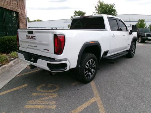 Used 2023 GMC Sierra 2500 AT4 AWD/4WD image 4