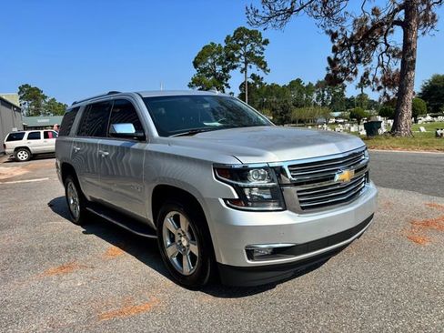 Used 2019 Chevrolet Tahoe Premier RWD image 3