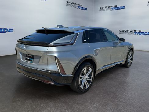 Used 2024 Cadillac Lyriq Tech RWD image 5