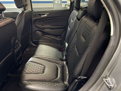 Used 2024 Ford Edge Titanium AWD/4WD image 25