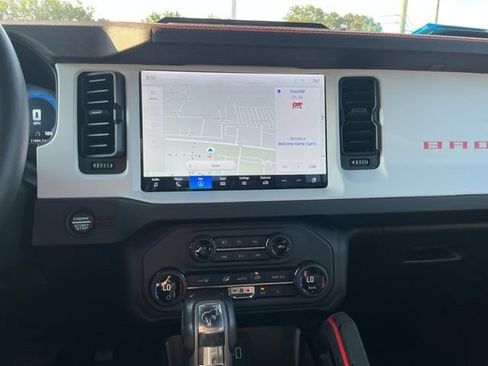 Used 2025 Ford Bronco Stroppe Edition AWD/4WD image 11