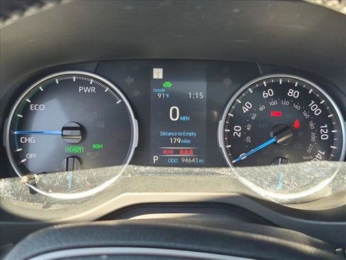 Used 2021 Toyota RAV4 XLE w/ Convenience Package AWD/4WD image 11