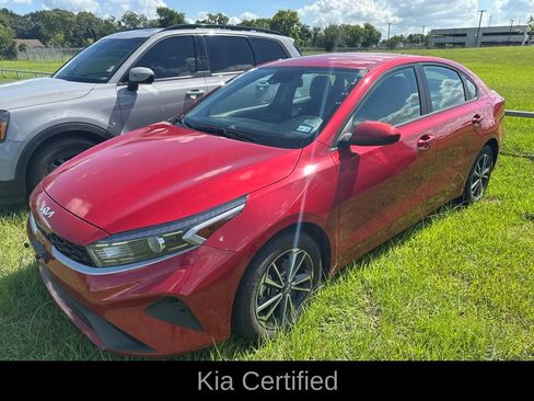Certified 2024 Kia Forte LXS FWD image 1