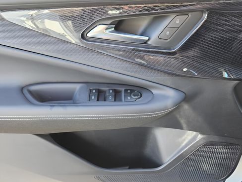 New 2025 Chevrolet Blazer EV LT w/ Midnight/Sport Edition image 16