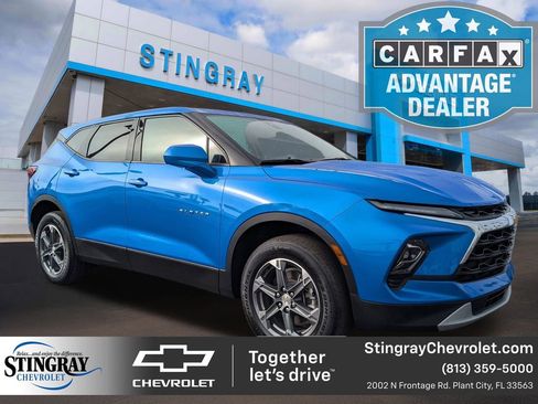 Used 2025 Chevrolet Blazer LT image 1