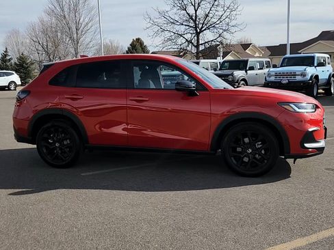 Used 2025 Honda HR-V Sport image 11