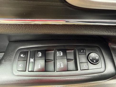 Used 2020 Jeep Grand Cherokee Limited AWD/4WD image 26
