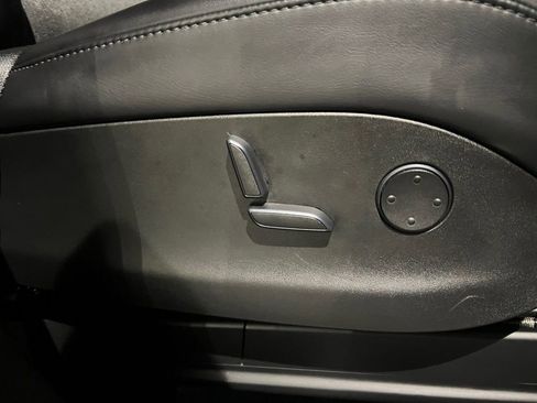 Used 2018 Tesla Model X 75D image 14