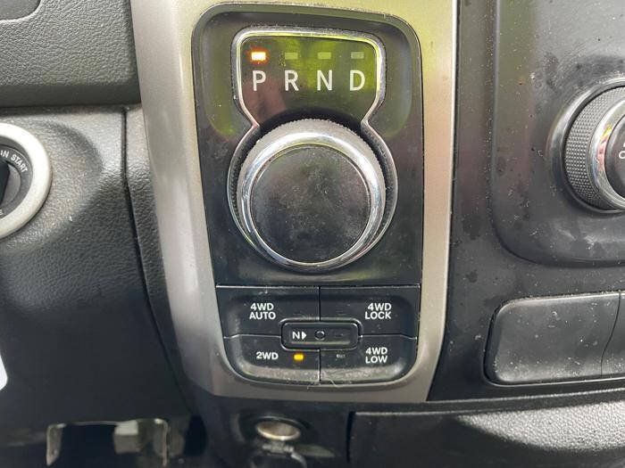 Used 2015 RAM 1500 Big Horn AWD/4WD image 40