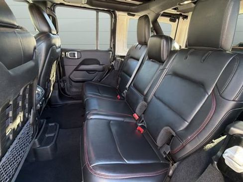 Used 2022 Jeep Wrangler Unlimited Rubicon w/ LED Lighting Group image 20