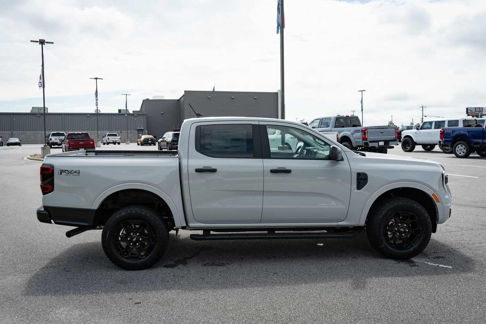 New 2026 Ford Ranger XLT w/ Equipment Group 301A High AWD/4WD image 11