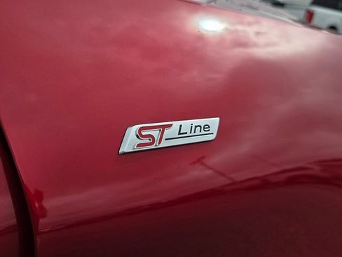 Used 2025 Ford Explorer ST-Line RWD image 15