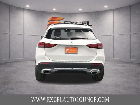 Used 2022 Mercedes-Benz GLA 250 4MATIC w/ Premium Package Lite image 7