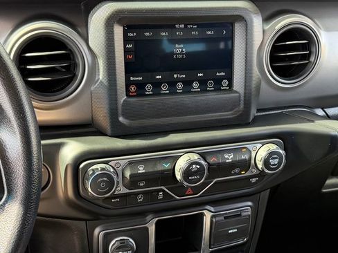 Used 2022 Jeep Wrangler Unlimited Sport AWD/4WD image 20