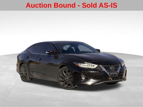 Used 2020 Nissan Maxima SR w/ Sport Mat Group image 2