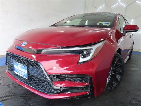 Used 2024 Toyota Corolla SE FWD image 1
