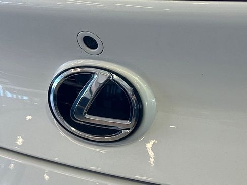 Used 2021 Lexus LC 500 Convertible RWD image 31
