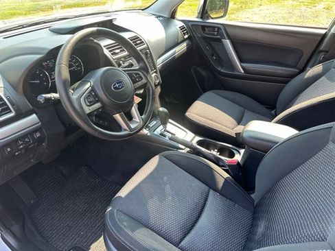 Used 2018 Subaru Forester 2.5i Premium AWD/4WD image 13