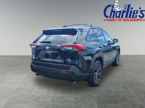 Used 2023 Toyota RAV4 XLE Premium AWD/4WD image 4