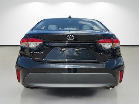 Used 2024 Toyota Corolla LE image 4