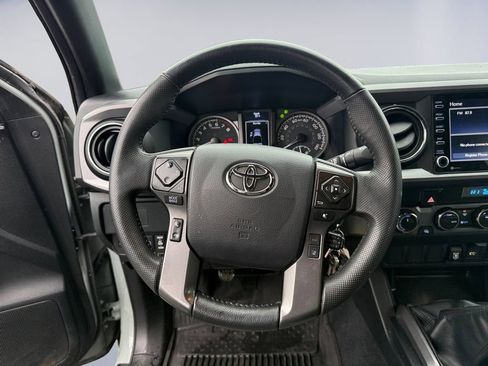 Used 2023 Toyota Tacoma TRD Off-Road image 13