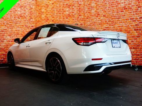 Certified 2024 Nissan Sentra SR FWD image 5
