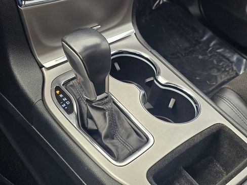 Used 2020 Jeep Grand Cherokee Altitude AWD/4WD image 19
