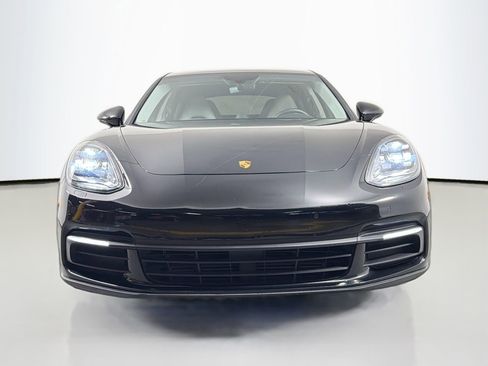Used 2019 Porsche Panamera 4 image 10