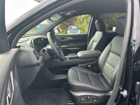 New 2026 Chevrolet Traverse LT w/ Driver Confidence Package image 35