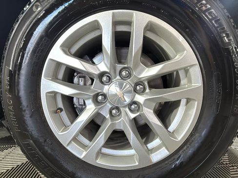 Used 2024 Chevrolet Tahoe LT image 40