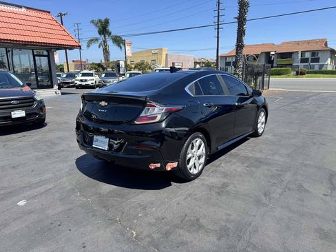 Used 2017 Chevrolet Volt Premier w/ Driver Confidence II Package FWD image 6