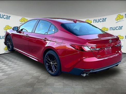 Certified 2025 Toyota Camry SE FWD image 5