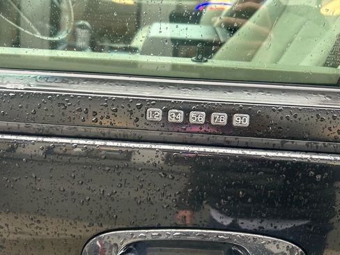 Used 2014 Ford Expedition EL XL image 13