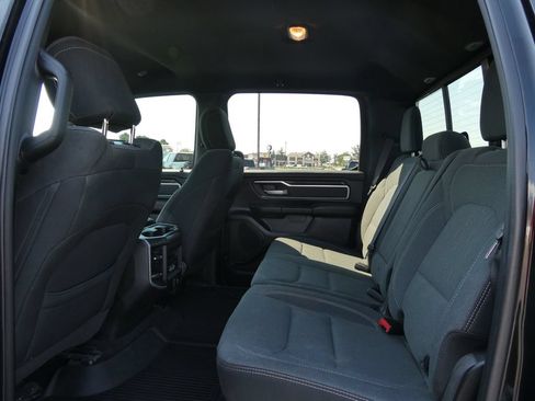 Used 2021 RAM 1500 Big Horn AWD/4WD image 19