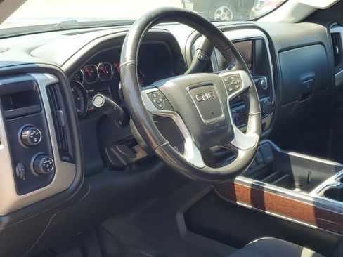 Used 2015 GMC Sierra 1500 SLE w/ SLE Value Package AWD/4WD image 9