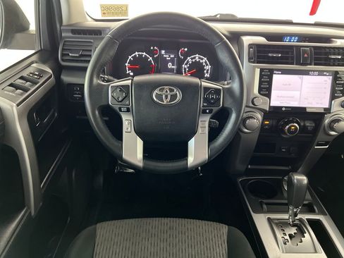 Used 2021 Toyota 4Runner SR5 AWD/4WD image 15