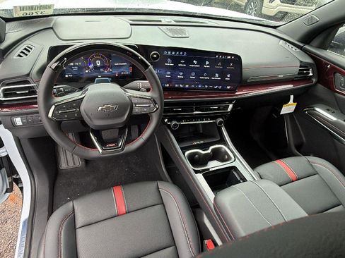 New 2026 Chevrolet Traverse RS FWD image 21