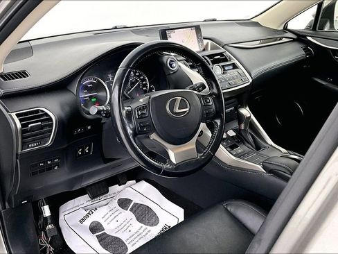 Used 2016 Lexus NX 300h AWD w/ Luxury Package image 18