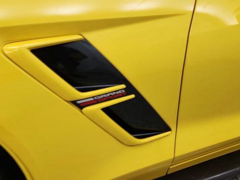 Used 2017 Chevrolet Corvette Grand Sport RWD image 17