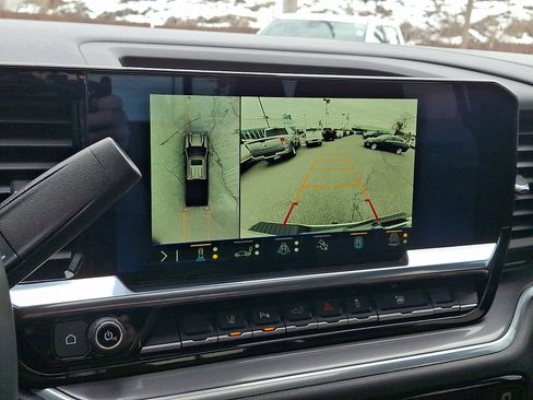 Used 2024 Chevrolet Silverado 2500 High Country w/ High Country Premium Package image 19