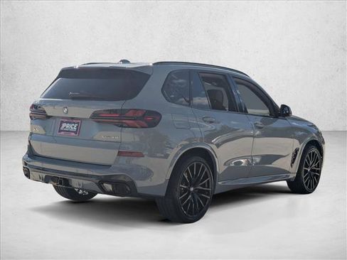 Used 2025 BMW X5 xDrive40i w/ M Sport Package image 5
