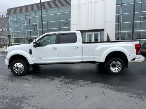 Used 2022 Ford F450 Platinum w/ FX4 Off-Road Package image 12